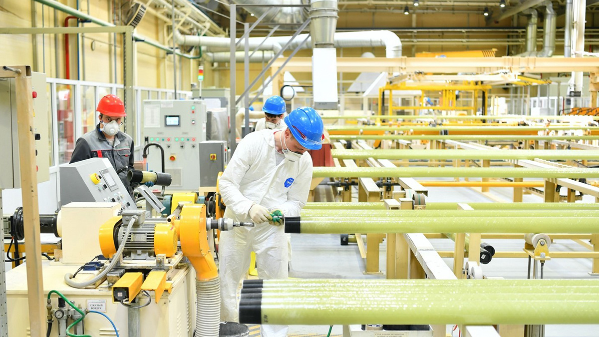  «Татнефть» реализует программу замены металлических промысловых трубопроводов на композитные 